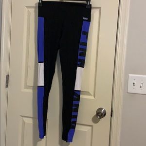 Stretchy M pink leggings.